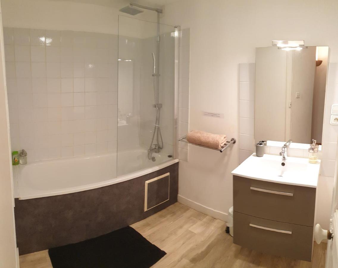 שומון Appartement Agreable 1 A 4 Personnes מראה חיצוני תמונה